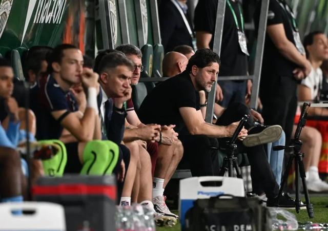 Trabzonspor'dan Fatih Tekke'nin İstifa Kararına İlişkin Resmi Açıklama