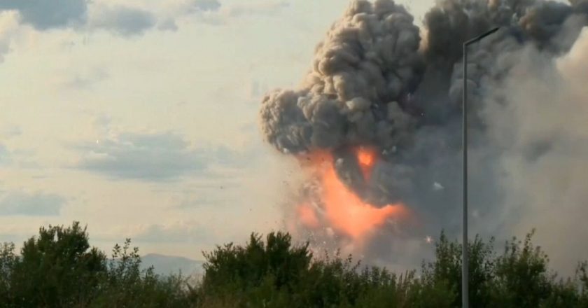 Video.  Bulgaristan'da havai fişek fabrikasında patlama: 1 ölü, 1 yaralı