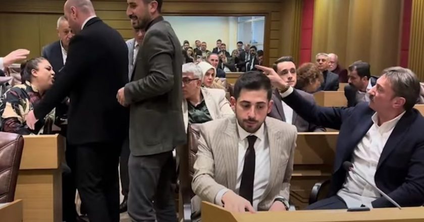 Bahçelievler Thekp Belediye Başkanı Hakan Bahadür’dan CHP Kadın Konseyi Hakkı – Son Dakika Siyasi Haberleri
