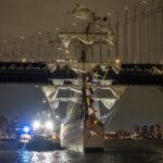 Meksika donanmasına ait gemi Brooklyn Köprüsü’ne çarptı