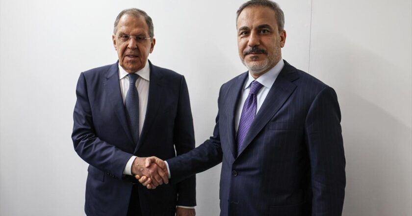 Bakan Fidan, Lavrov ile görüştü