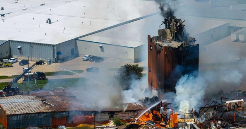 Nebraska'da biyoyakıt tesisinde patlama: İkisi çocuk üç kişi öldü