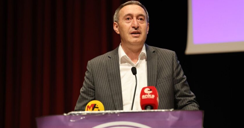 Tuncer Bakırhan: ‘Masada CHP olursa belki de İmamoğlu dışarıda olacak’
