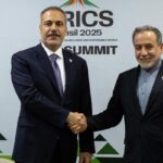 Bakan Fidan, İranlı mevkidaşı Arakçi ile görüştü! İran’ın nükleer faaliyetleriyle ilgili müzakere süreci ele alındı