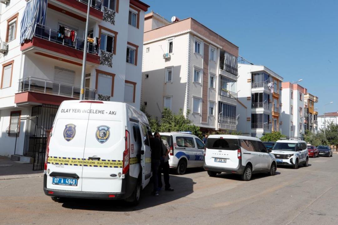 Analya'nın yaşlı karısı dehşeti dağdı! Hapishaneden ayrıldı, evde gizli: eski -mogli ve çocuk kanda kaldı 2