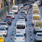 Okul servisleri yola çıktı, İstanbul’da trafik yoğunluğu arttı