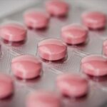 ABD Gıda ve İlaç İdaresi, hormon bazlı menopoz ilaçlarındaki sağlık uyarılarını kaldırıyorSağlık Haberleri