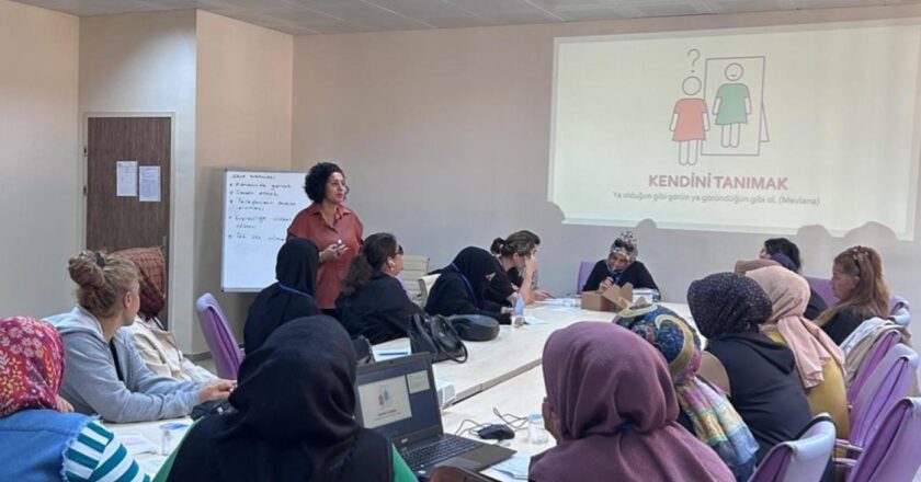 “Modüler Aile Eğitim Programı” 42 ilde daha uygulanmaya başladı